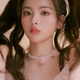 超越妹妹 飾演 Li Maomao