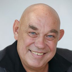 漢斯·馬汀·斯帝爾 - 崔斯坦與伊索德演員 飾演Kurseval