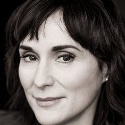 Geneviève Rioux 飾演 Ginette