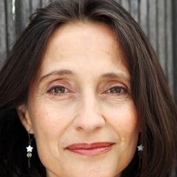 Sandra Nedeleff 飾演 Ramona