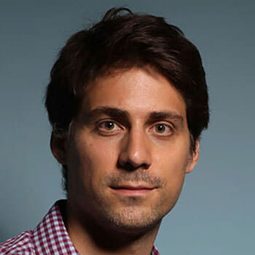 Ivan Grbovic - 心生愛慕卻遲遲不敢導演