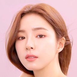 申世京 飾演 Technical Sergeant Yoo Se-young