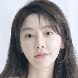 鄭柔美 飾演 Lee Young-Eun