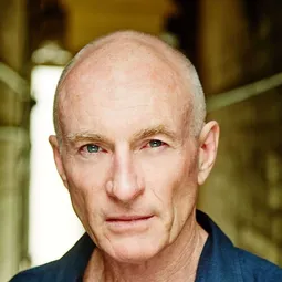 Wayne Pygram 飾演 Governor Tarkin
