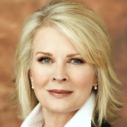 甘蒂絲·柏根 飾演 Self