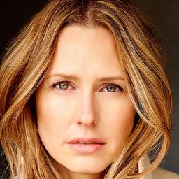 Jessica Makinson 飾演 Jessica