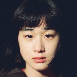 野內 まる 飾演 