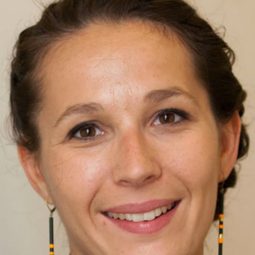 Audrey Estrougo - 囚犯導演