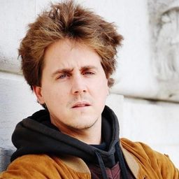 Jean-Cyril Durieux - Diplomacy演員 飾演Escort soldier