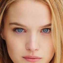 Dana Drori 飾演 Charlene Kessler