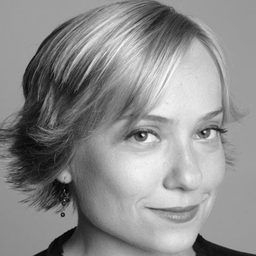 Kiruna Stamell - 大鼻子情聖演員 飾演Marie-Lousie