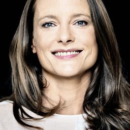 Anne Ratte-Polle 飾演 Marion