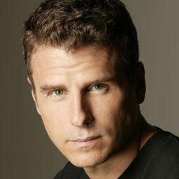 Jason Durr 飾演 Dr. Anthony