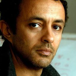 Chad Chenouga 飾演 Chad Chenouga