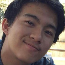 Gusti Rayhan - 再見後的你演員 飾演Akew