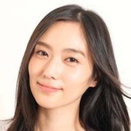 小澤真利奈 飾演 