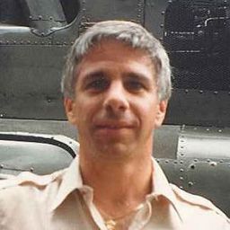 Al Cerullo - 威龍猛探演員 飾演Helicopter Pilot