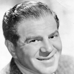 萊昂內爾·斯坦德 - A Star Is Born演員 飾演Matt Libby