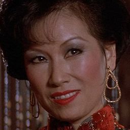 June Kyoto Lu 飾演 Mrs. Kim