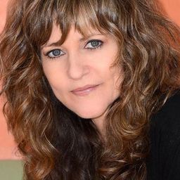 Lisa Roth 飾演 Spirit Of Christmas Present (singing voice)