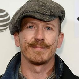 Foy Vance 飾演 Self