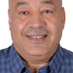 Hagag Abdel Azim 飾演 