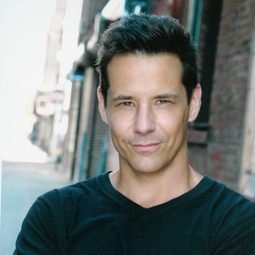 James Villemaire - Gate II演員 飾演John