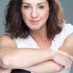 Arantxa Aranguren 飾演 Conchita