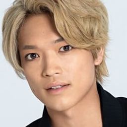 原嘉孝 - 一兆$遊戲劇場版演員 飾演Shingo Sakura