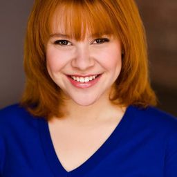 Jenny Weisz 飾演 Passersby