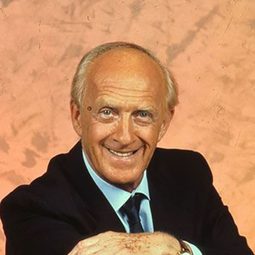 Raimondo Vianello - Laughs Italian Style演員 飾演