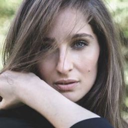 Elisabetta Fusari 飾演 Jane