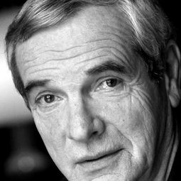 Paul Guers 飾演 Caron