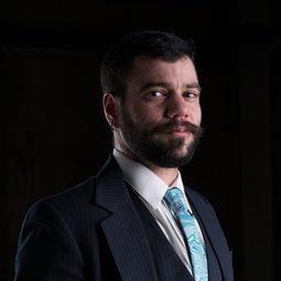 Kay Garnellen - 慾望釋放柏林演員 飾演