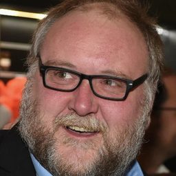 Gunnar Jónsson 飾演 Grímur