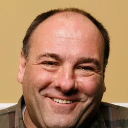 詹姆斯·甘多費尼 - 危險機密演員 飾演Eddie