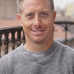 Chris O'Hara - 毒魔演員 飾演Astronaut J. J. Jameson III