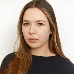 Maya Carey - 我的外公占爸演員 飾演Young Hannah