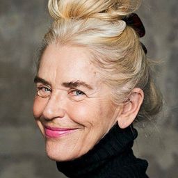 Ewa Fröling 飾演 Inga