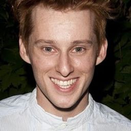 Ben Stott 飾演 Jack