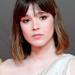 卡拉·坎普拉 飾演 Diana