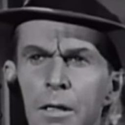 George Pelling 飾演 Danny (voice)