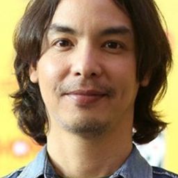 อชิตะ ปราโมช ณ อยุธยา 飾演 Kong's Dad