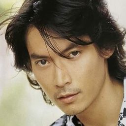 Pawarith Monkolpisit 飾演 Daeng (as Pawalit Mongkolpisit)