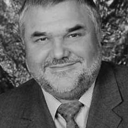 Reinhard dorn 飾演 Masetto