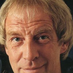 Ulrich Pleitgen 飾演 Theodor Prinzing