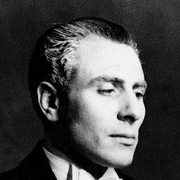 Jean Davy - 愛之頌演員 飾演Grandfather