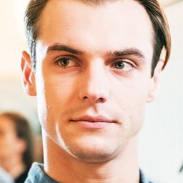 馬特烏什·澤斯尼查克 飾演 Mateusz