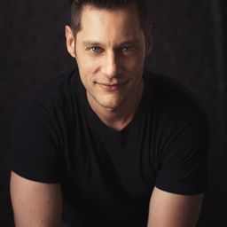 David Gries 飾演 Rob