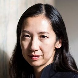 Leana Wen 飾演 Self